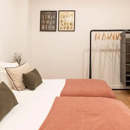 Ot 5 Bedrooms 4 Bathrooms Luxury In Old Town *