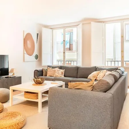 Ot 5 Bedrooms 4 Bathrooms Luxury In Old Town